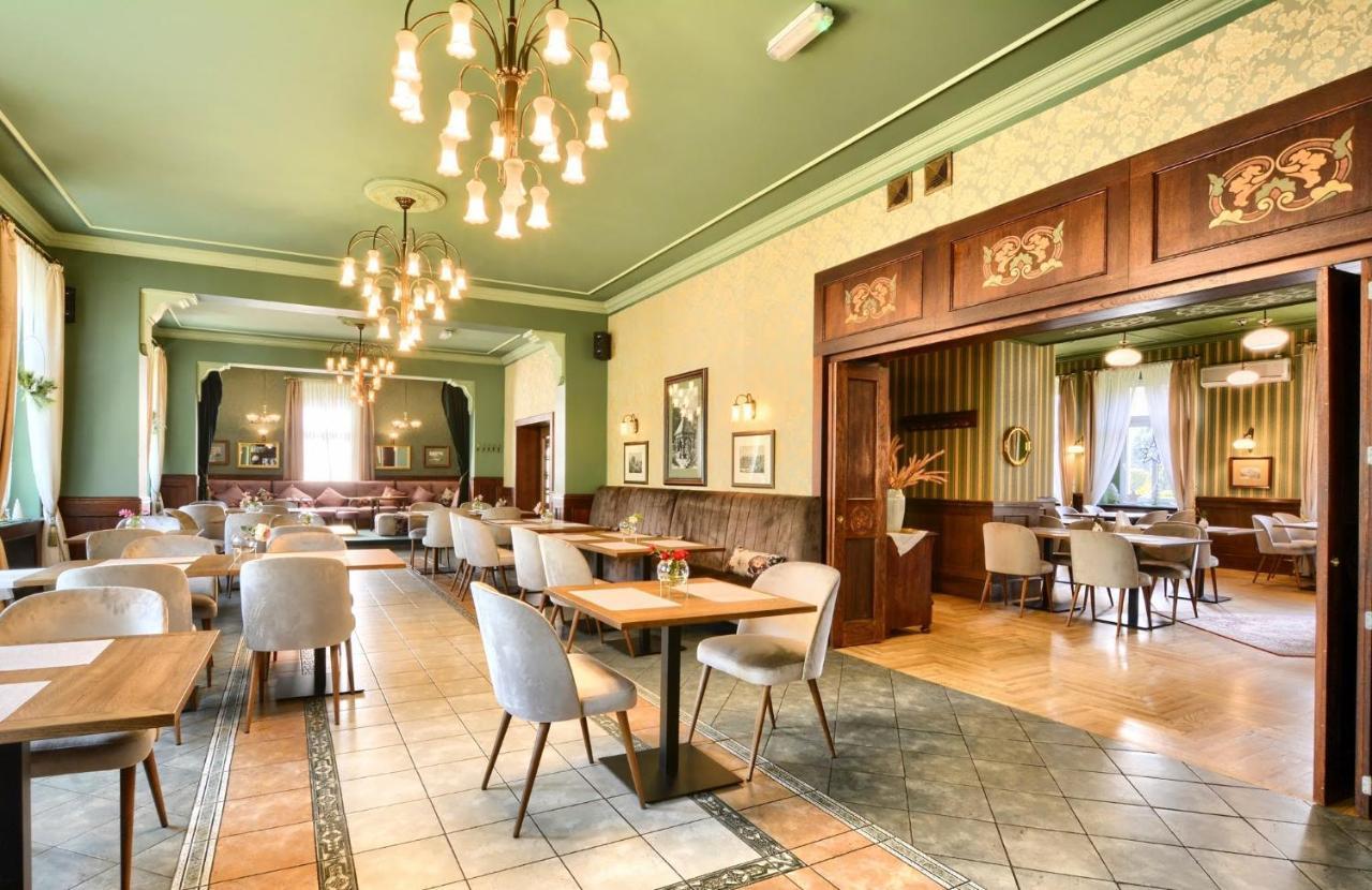 Villa Antica Kudowa-Zdrój Buitenkant foto